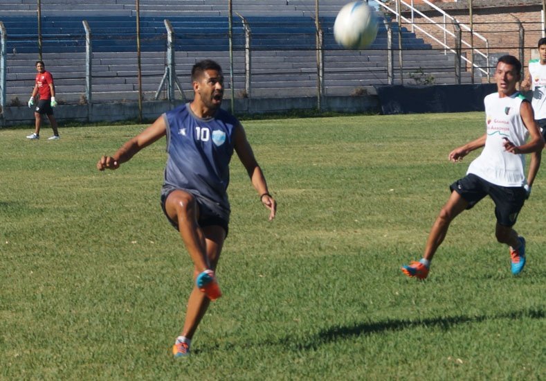 Gimnasia tuvo si primer ensayo frente a La China