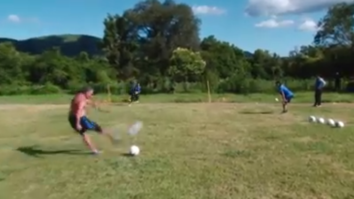 La pegada intacta del DT de Antoniana (VIDEO)