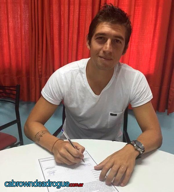 Jonathan Chaves a Brown de Adrogue