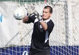 Arregló Nélson Schomberger