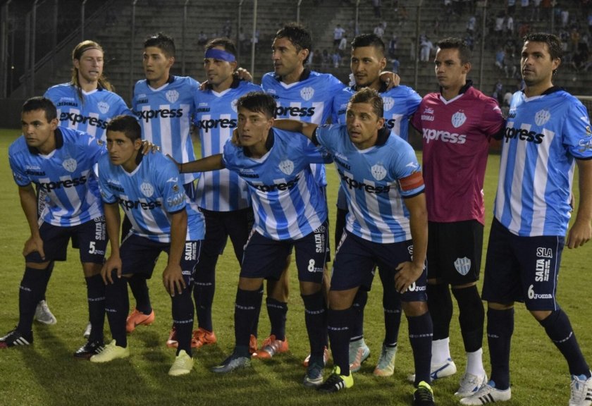 Salta tiene representante: El Albo perdió pero ya está en la próxima fase