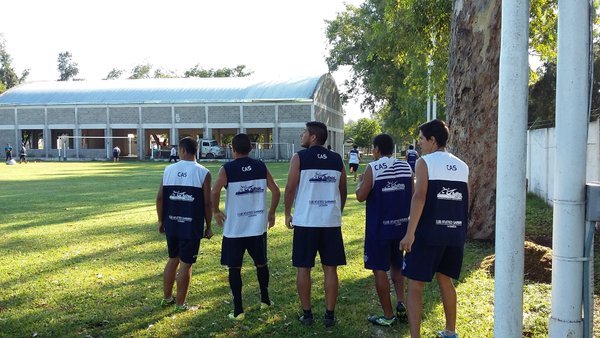 Sarmiento se prepara para el debut