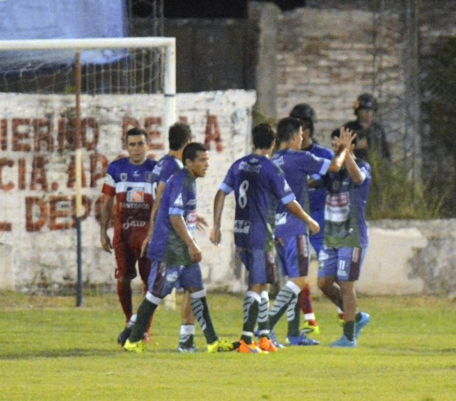 Unión de Sunchales superó por la mínima a Atlético Unión Santiago