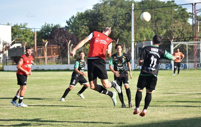 Villa Mitre sumó una victoria en el amistoso con Belgrano (SR)