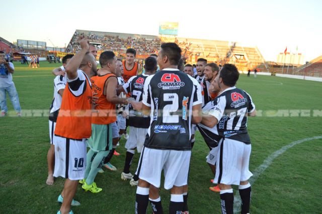 El primer clásico chaqueño fue albinegro