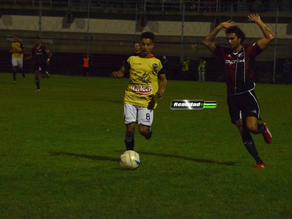 Pellegrini amargó al «cuervo»