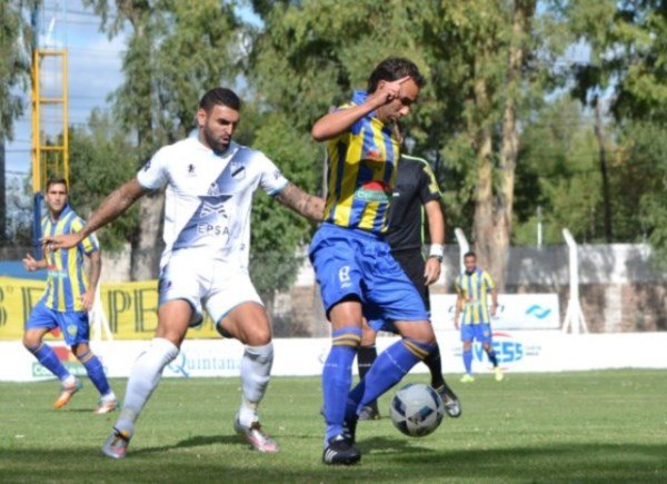 Brown cayó 3-1 ante la «Juve» de San Luis