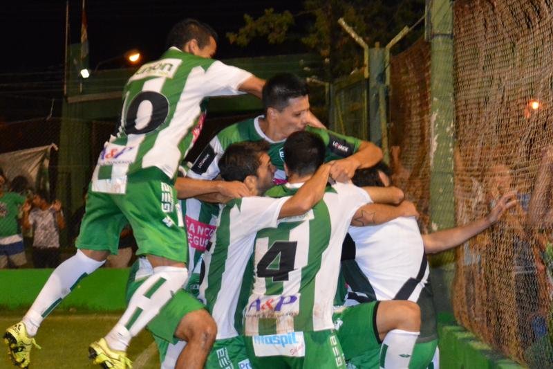 Unión desplegó buen fútbol y se desahogó ante su gente