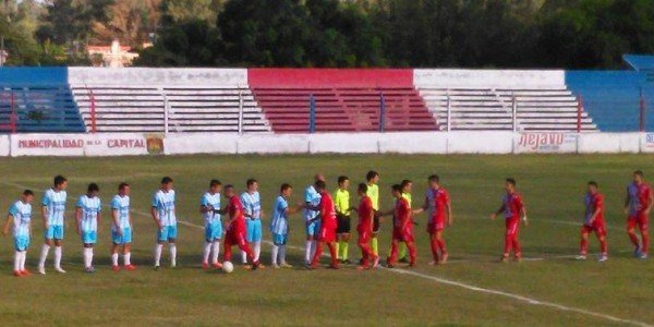 Racing, complicado