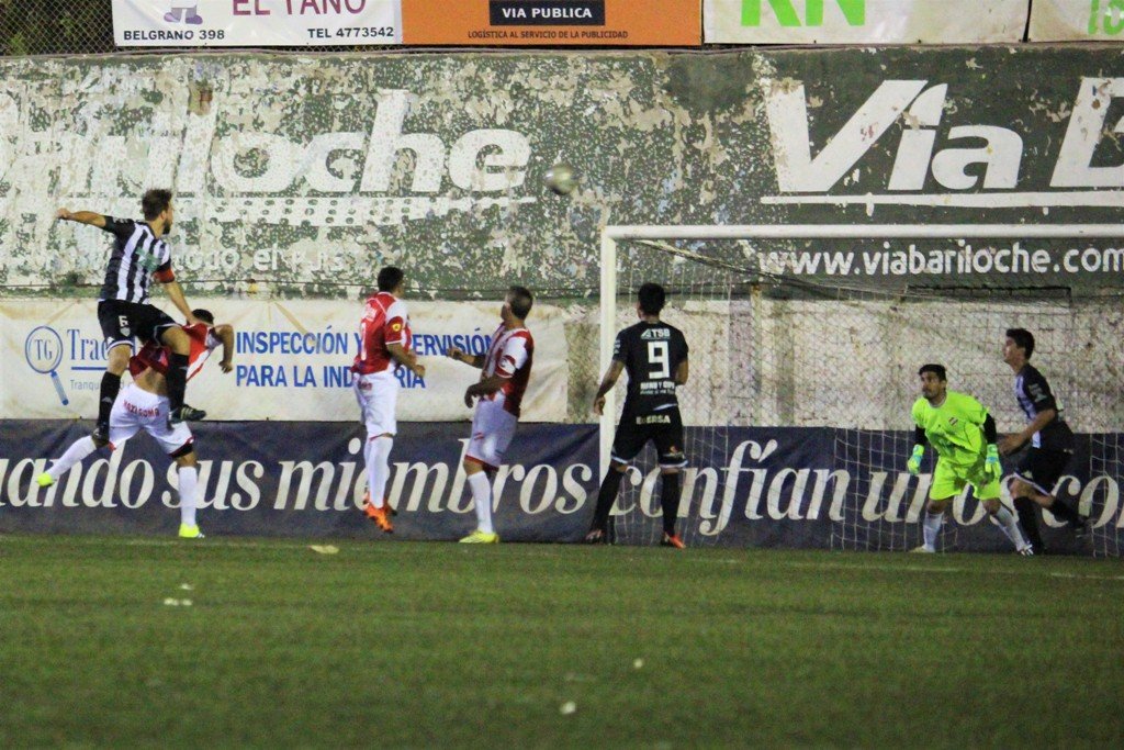 Cipolletti venció 3 a 0 a Independiente