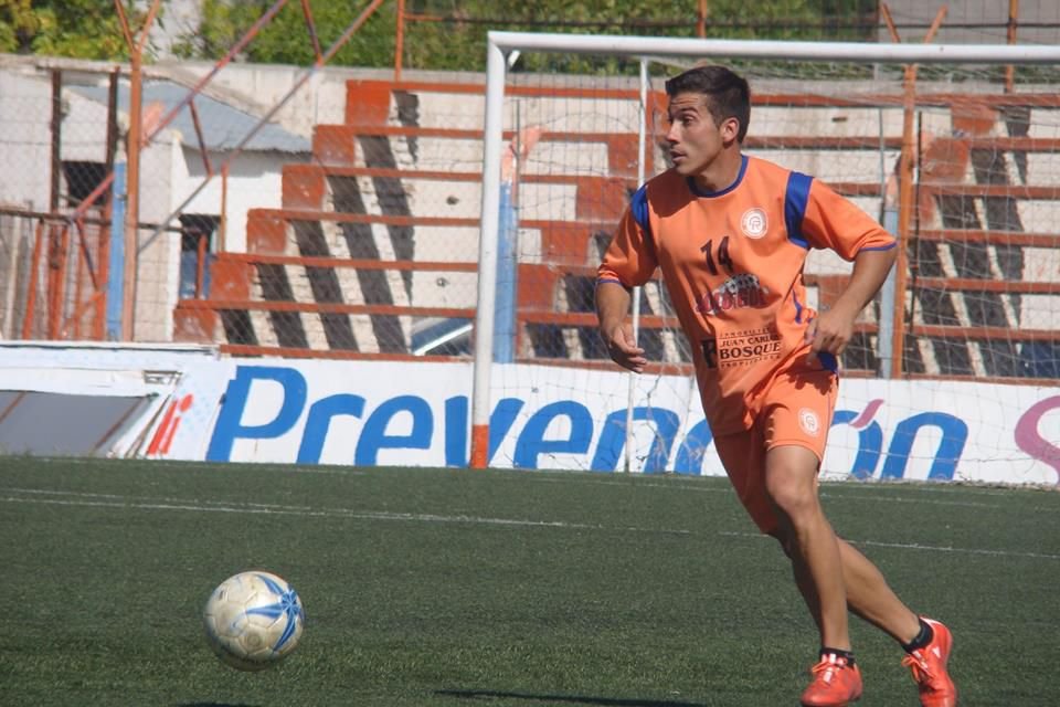 Sarsa por Valenzuela, el único cambio «Naranja»