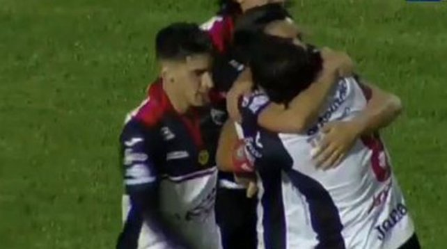 Agónico triunfo de Chacarita