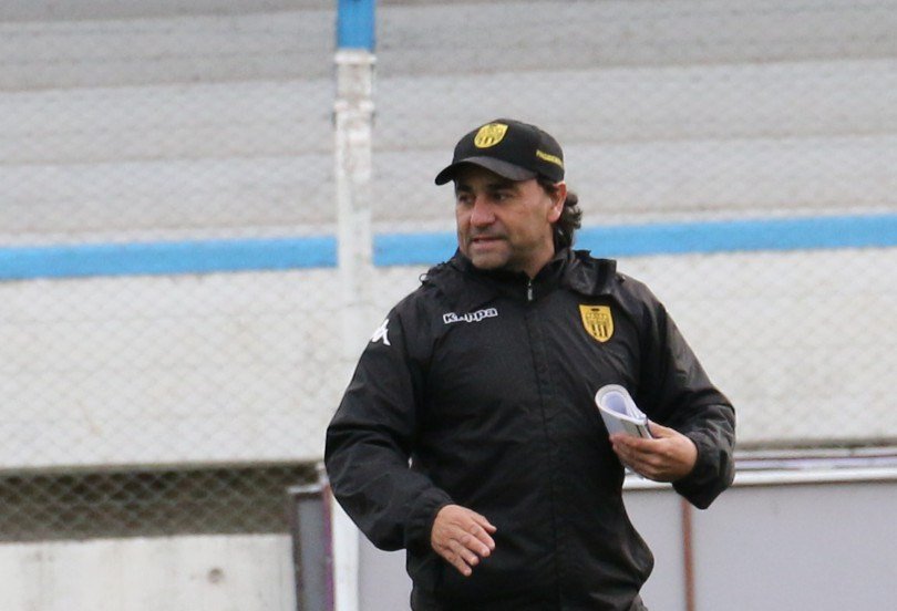 Gustavo Coleoni arregló con Ferro y será su nuevo DT