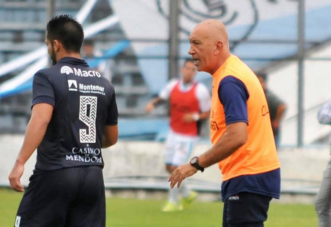 Independiente Rivadavia recibe a Boca Unidos en el Bautista Gargantini