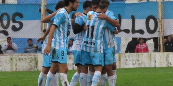 Racing respira en la Zona 11 y Peñarol se clasificó