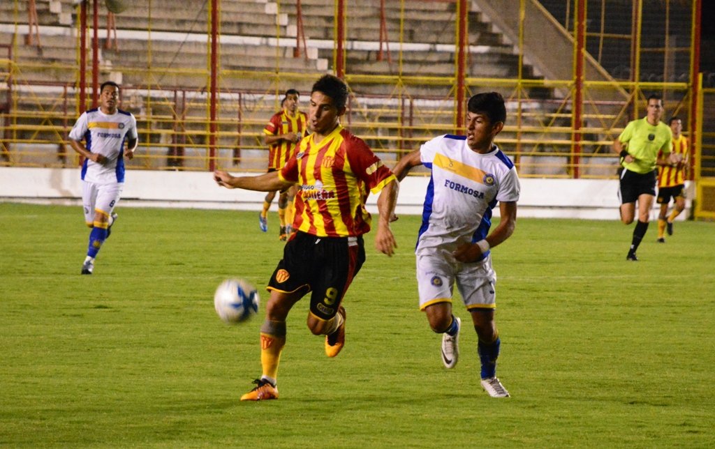 Sarmiento cayó ante Sol y se despidió de la pelea