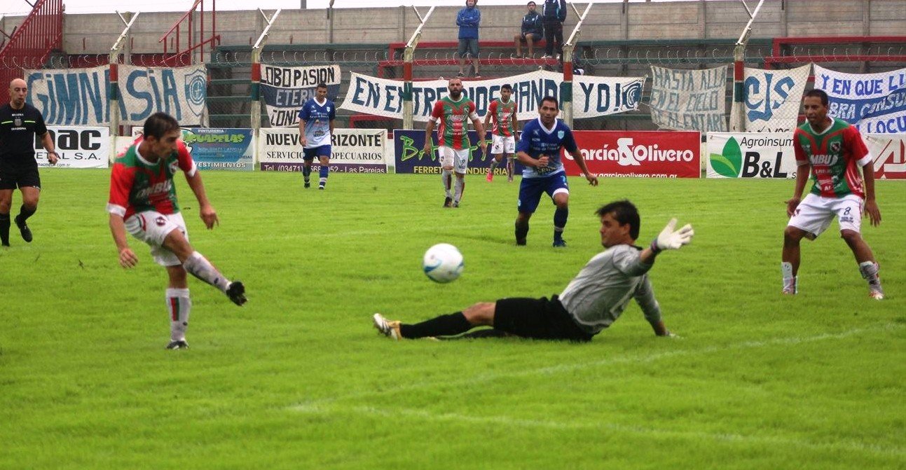 Victoria y punta para Sportivo Las Parejas
