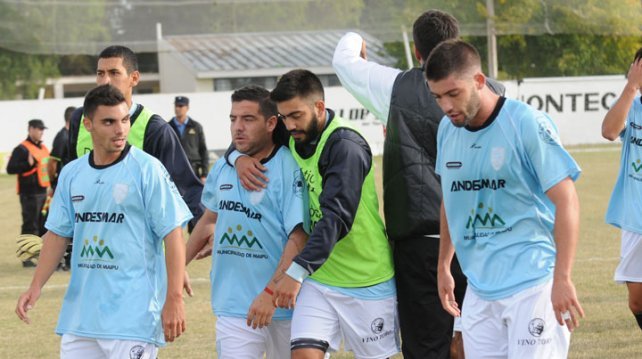 Por las manos de Gullotta, Gutiérrez ganó y complicó a Maipú con el descenso