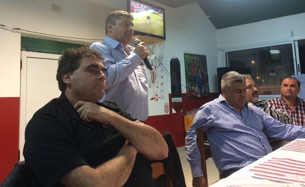 El Consejo Federal selló su alianza con Claudio Tapia