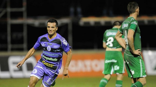 Dálmine agudizó la caída de Ferro