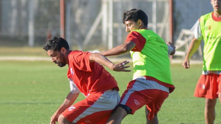 Sin Fondacaro ni certezas, el Rojo ya está en Sunchales