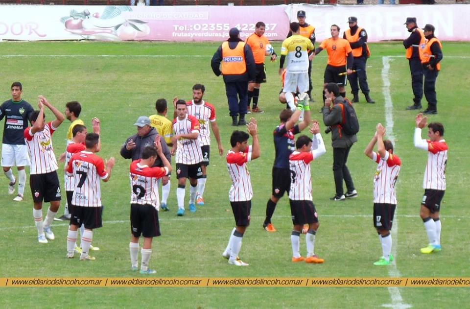 Rivadavia clasificó por la vía de los penales