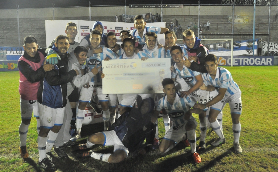 Atlético Rafaela le empató a Ferro sobre el final y lo ganó por penales