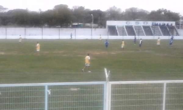 En partido amistoso Huracán de Goya enfrentó a Fontana en Resistencia