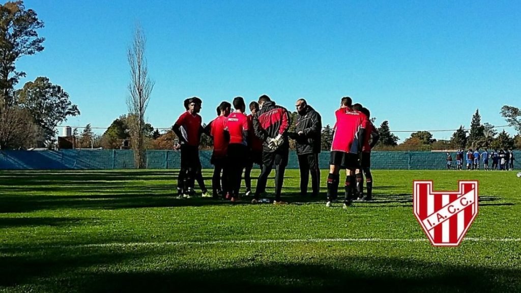 Juventud, con sus caras nuevas, cayó con Instituto