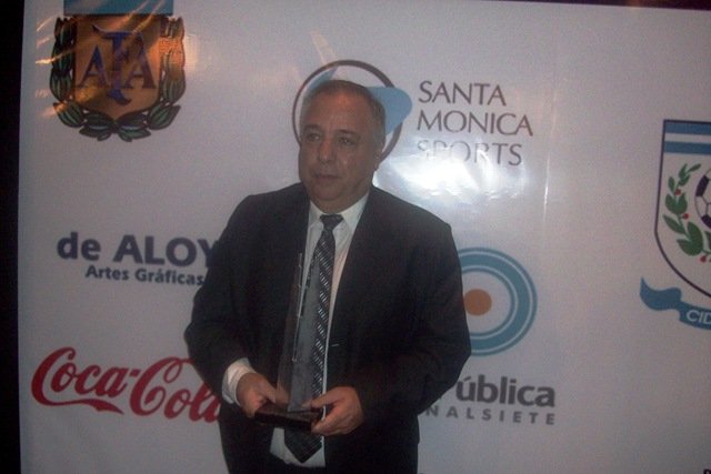 Tomassini: «Estudiantes tiene la intención de hacer de local en Lobos»