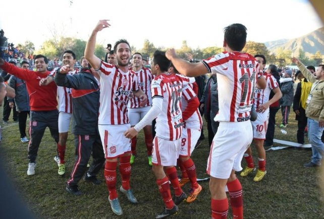 La campaña del ascenso de San Martín de Tucumán