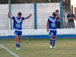 Comercio gritó victoria en el debut ante Juventud Unida