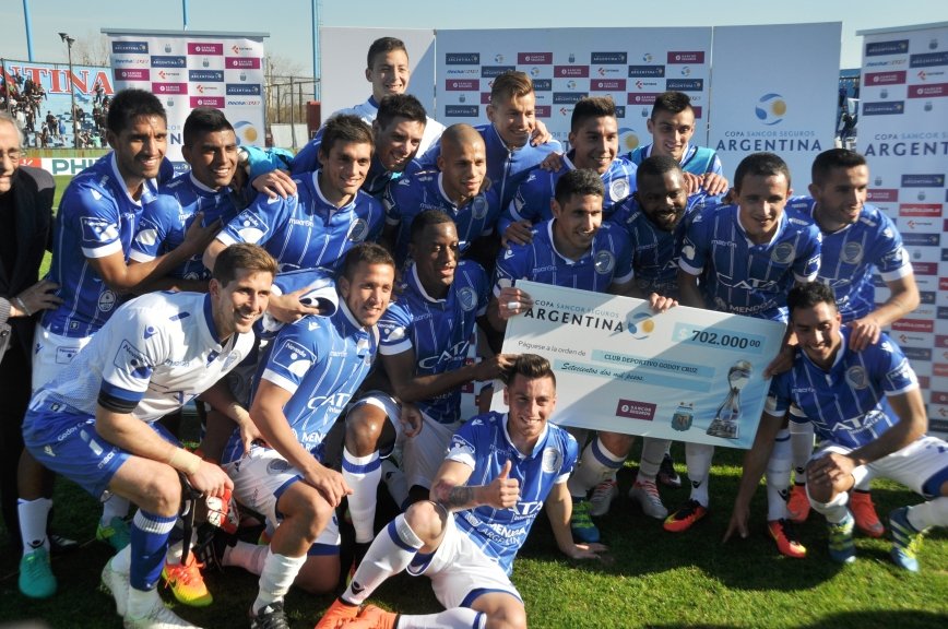 Godoy Cruz eliminó a Banfield y está en Octavos