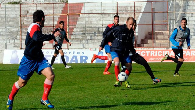 El Decano debuta como local ante Flandria