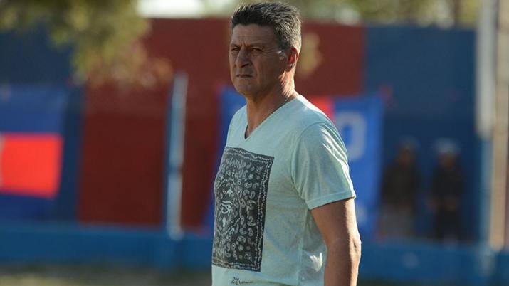 Monzón dejó de ser el DT de Güemes