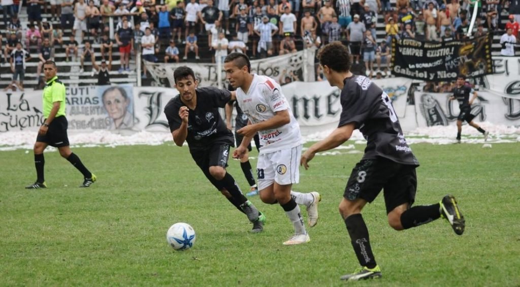 Zapla empató ante Concepción y sigue invicto