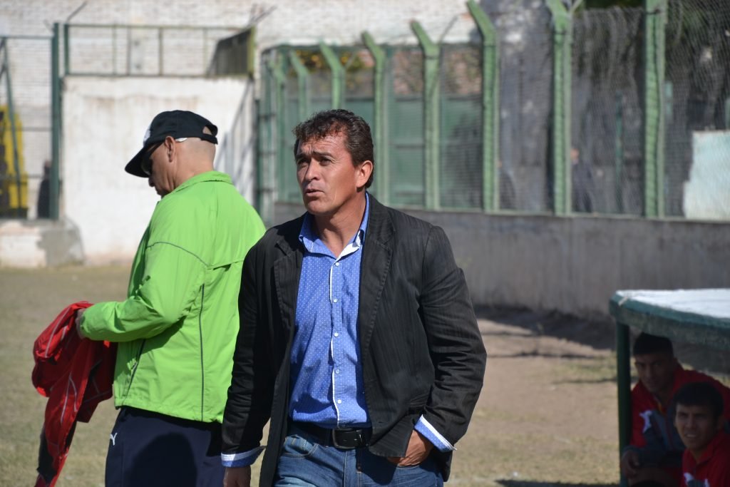 Luján, nuevo DT de Policial