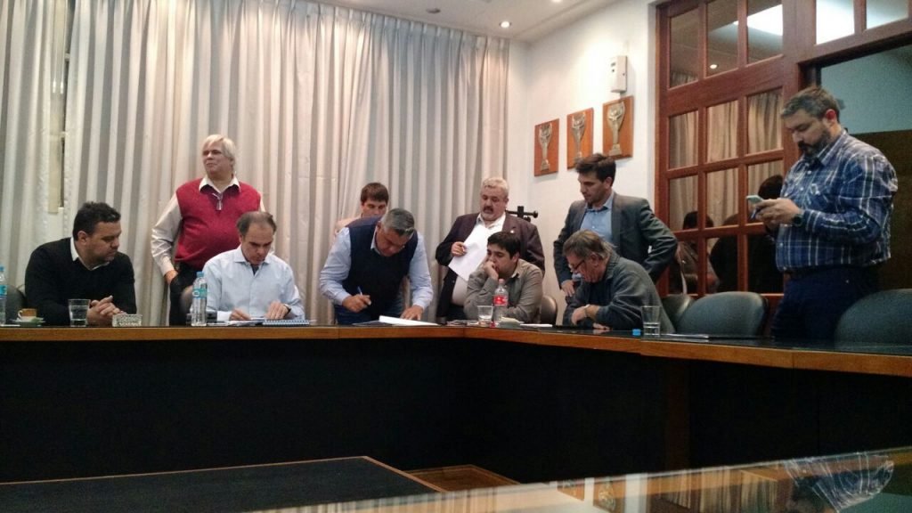 VUELVE EL FUTBOL