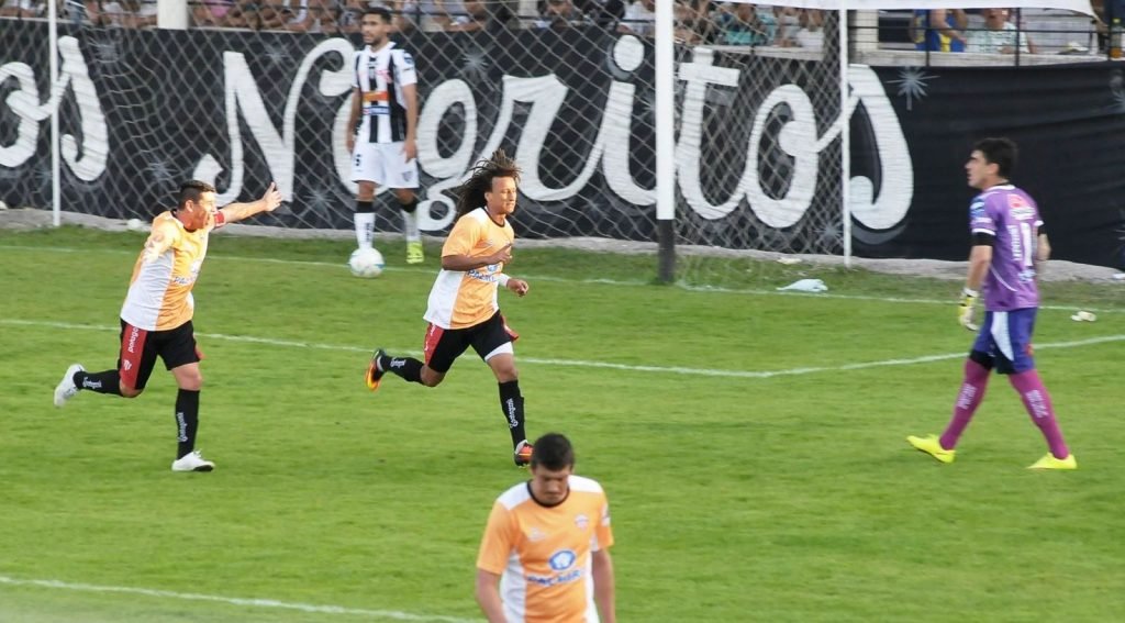 For Ever pagó sus errores con una derrota ante Sportivo Patria