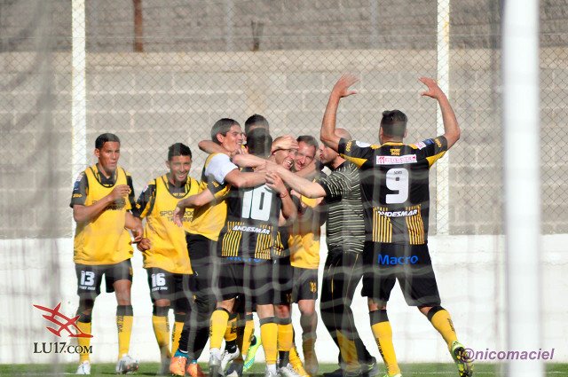 El Aurinegro venció al Rojo y consiguió tres puntos de oro