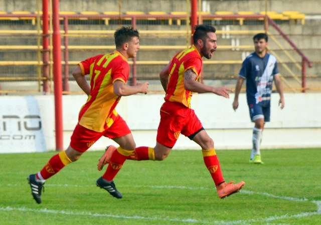 Sarmiento se recuperó ante Guaraní, que quedó último