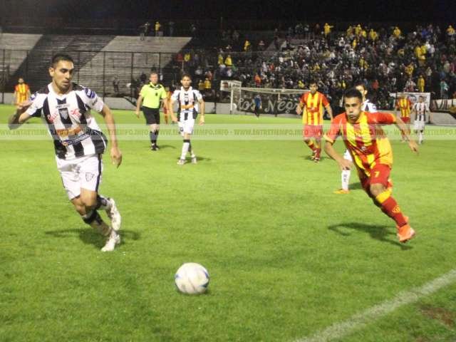 For Ever festejó en el clásico chaqueño