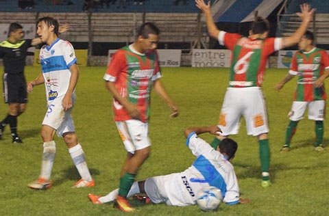 Gimnasia, que mereció más, empató ante Sportivo Las Parejas