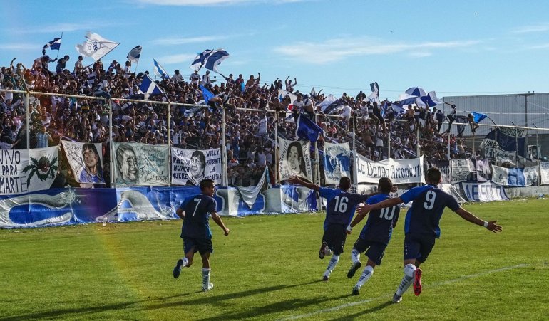 Newbery venció 4 a 2 a Germinal en un partidazo