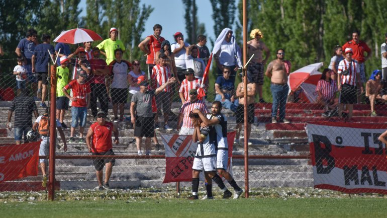 Cipolletti ganó y es líder ante el Rojo que tiene nuevo DT