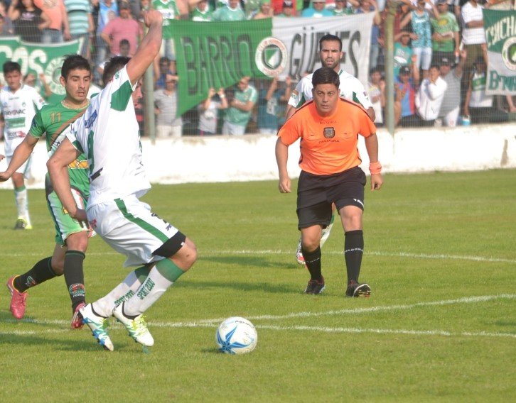 Sergio Pérez dirigirá la primera semifinal entre Ferroviario y Mandiyú