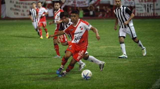 Deportivo Maipú le sacó el invicto a Gimnasia y sueña
