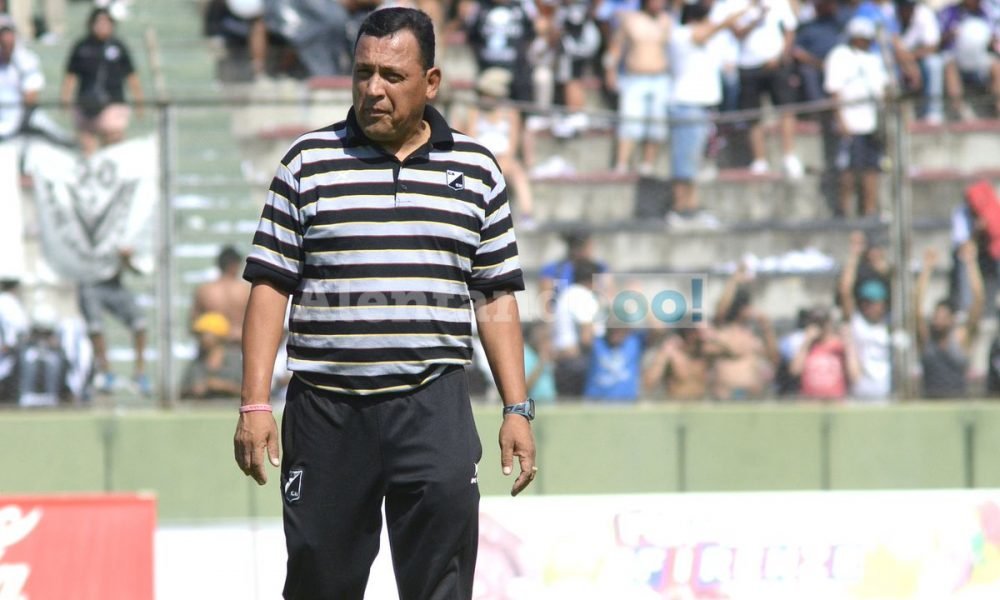 Central Norte se quedó sin entrenador
