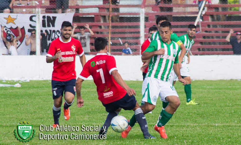 Camioneros e Independiente, buscan un lugar en la final