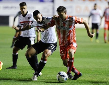 Los Andes logró un empate agónico en San Martín